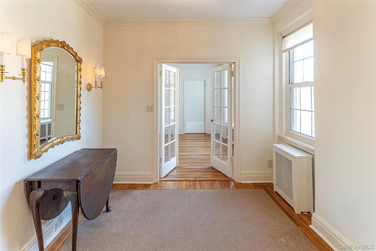3 Tanglewylde Avenue #5C, Bronxville, NY 10708 - Image #1