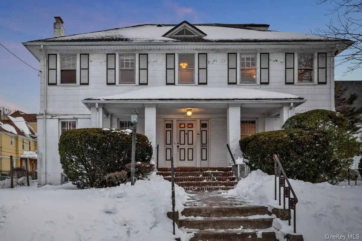 1349 Noel Avenue, Hewlett, NY 11557 - #1