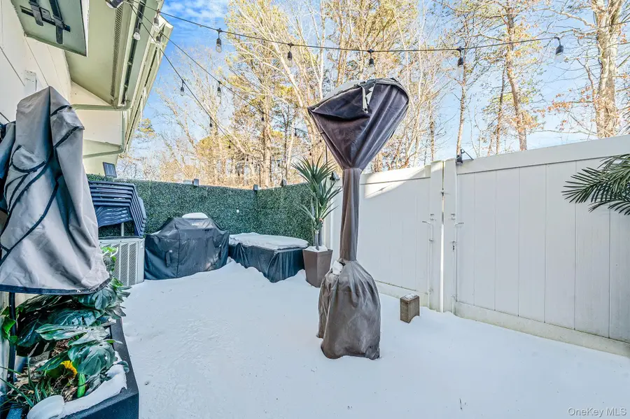 97 Drexelgate Court, Middle Island, NY 11953 - #3