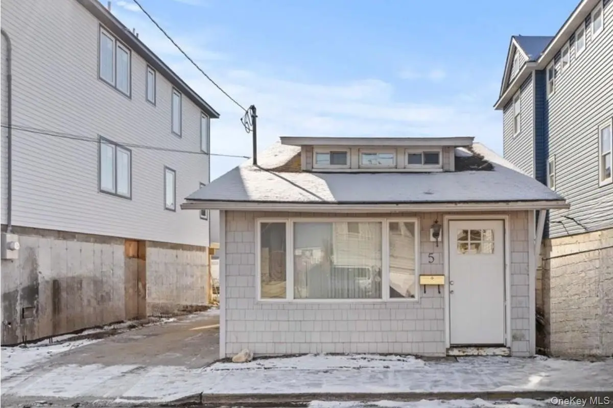 5 James Street, East Rockaway, NY 11518 - #1