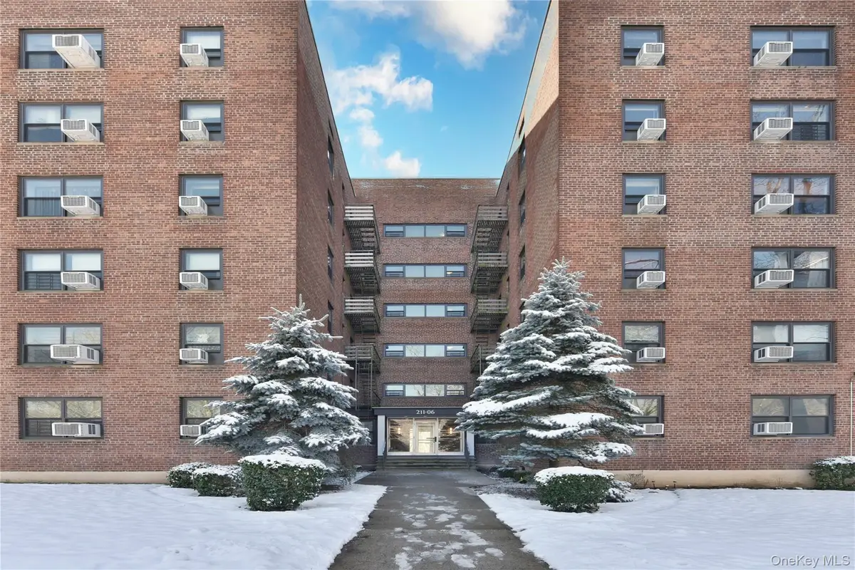 211-06 75th Avenue #2E, Bayside, NY 11364 - Image #1