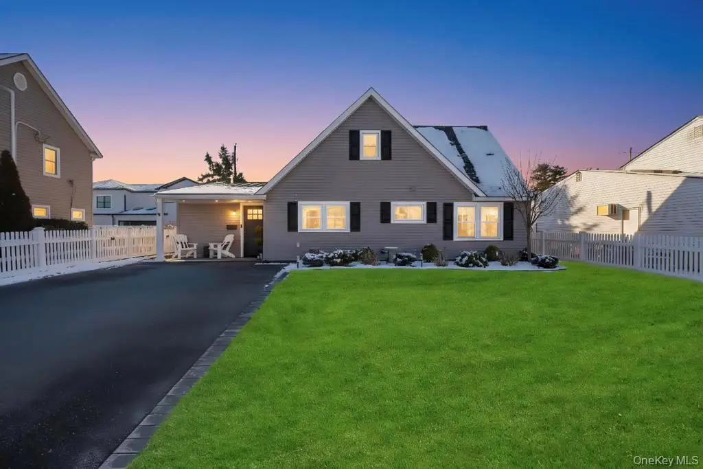 10 Petal Lane, Hicksville, NY 11801 - Image #1