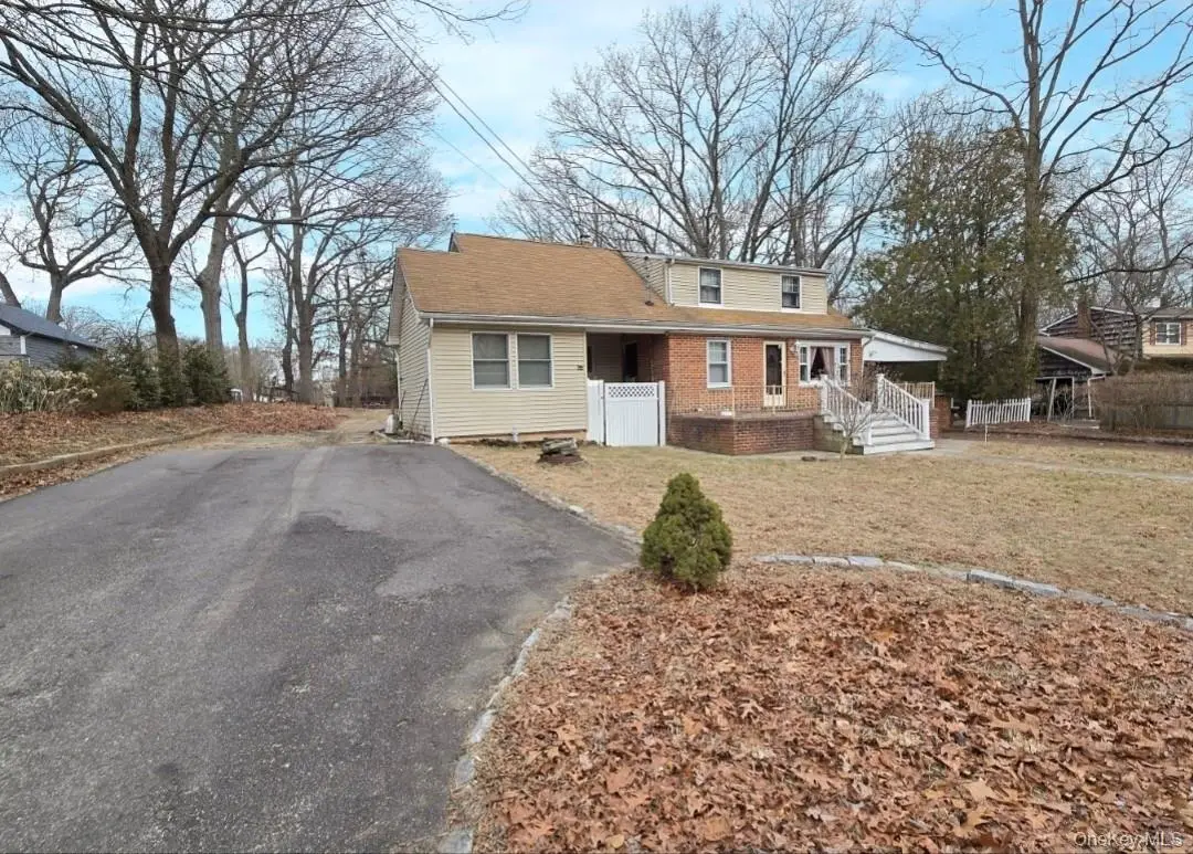 27 Dillmont Drive, Smithtown, NY 11787 - Image #1