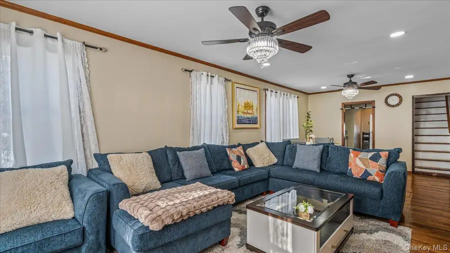 101 Stewart Street, Floral Park, NY 11001 - Image #3