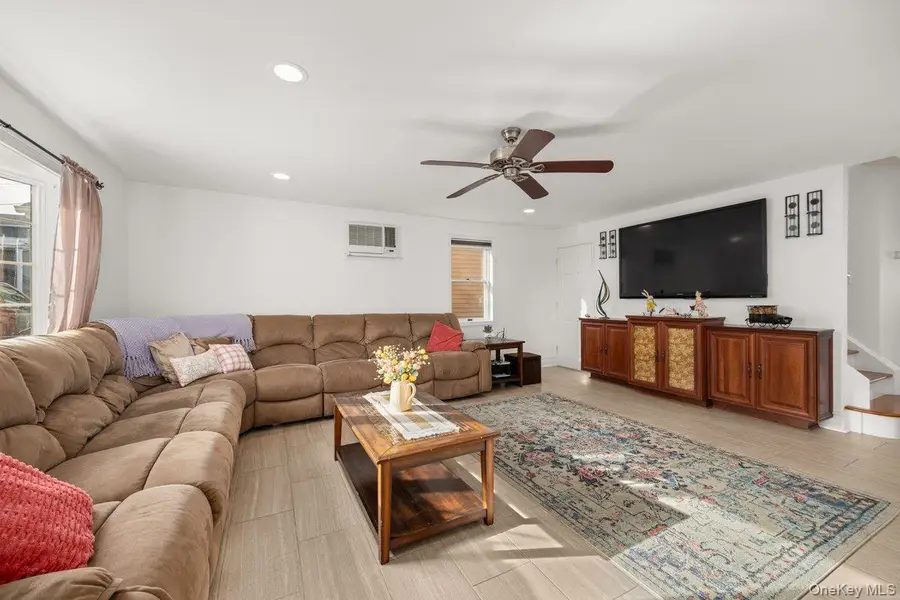 19 W 13th Road, Broad Channel, NY 11693 - Image #2