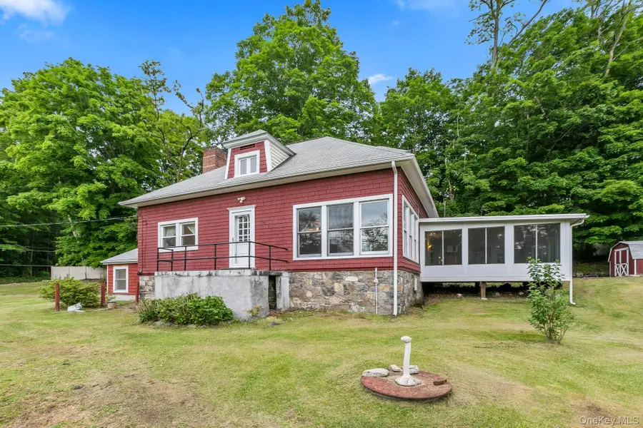 41 Plumbrook Road, Katonah, NY 10536 - Image #2