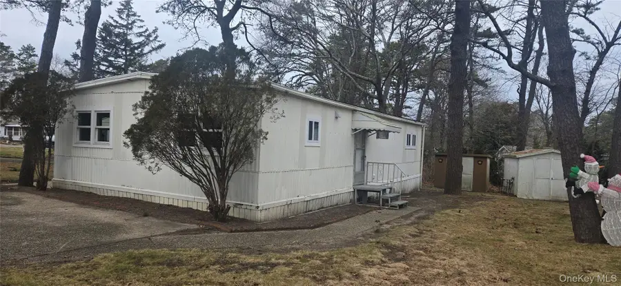 525 Riverleigh Ave Unit 116, Riverhead, NY 11901 - Image #3