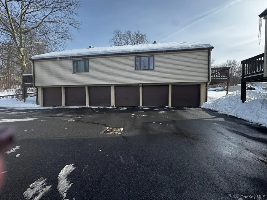 53 Jefferson Oval #B, Yorktown Heights, NY 10598 - Image #3