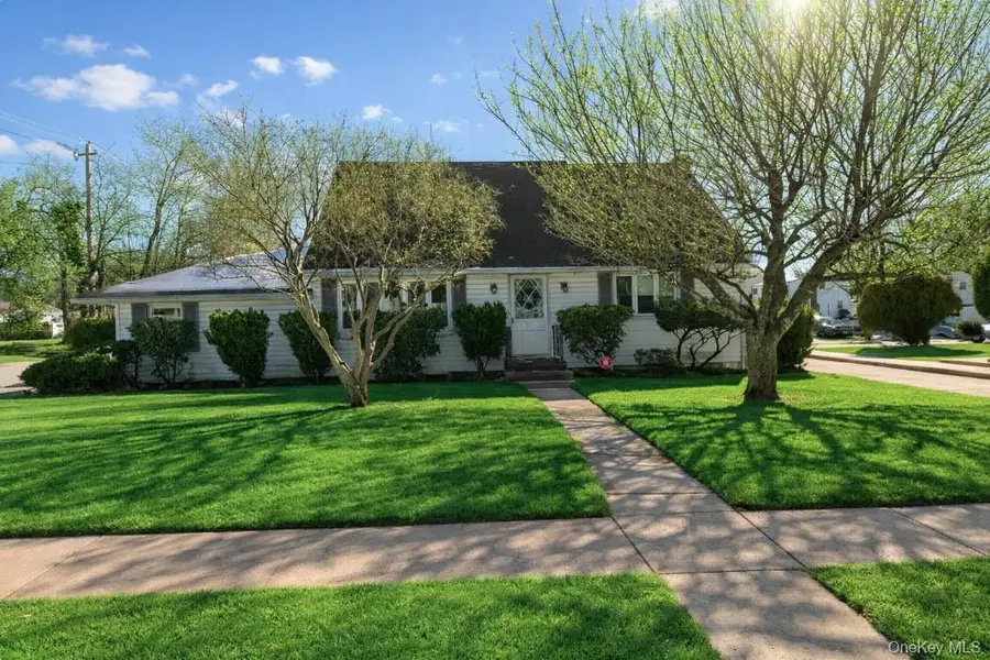 1 Salem, Hicksville, NY 11801 - Image #2