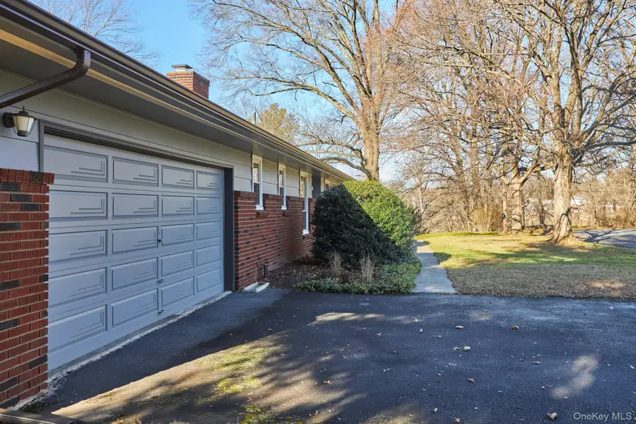 41 Trinity Place, Rhinebeck, NY 12572 - Image #2