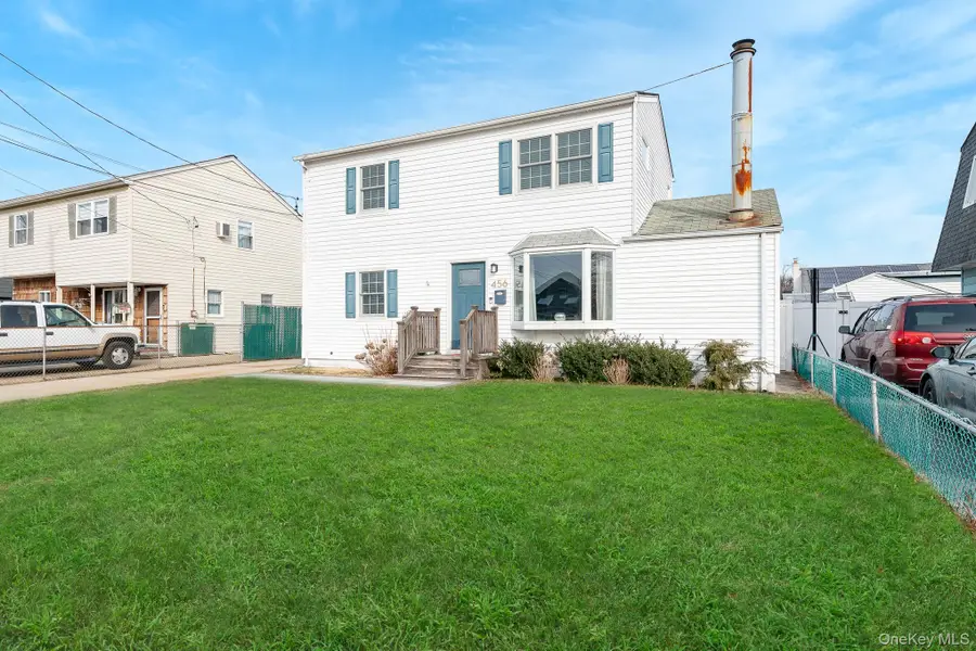 456 48th Street, Lindenhurst, NY 11757 - Image #2