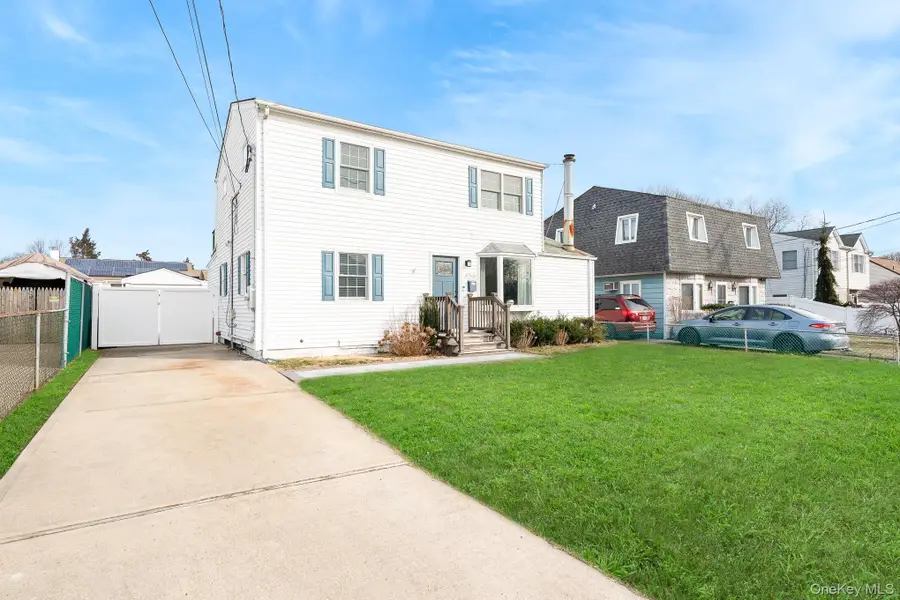 456 48th Street, Lindenhurst, NY 11757 - Image #3