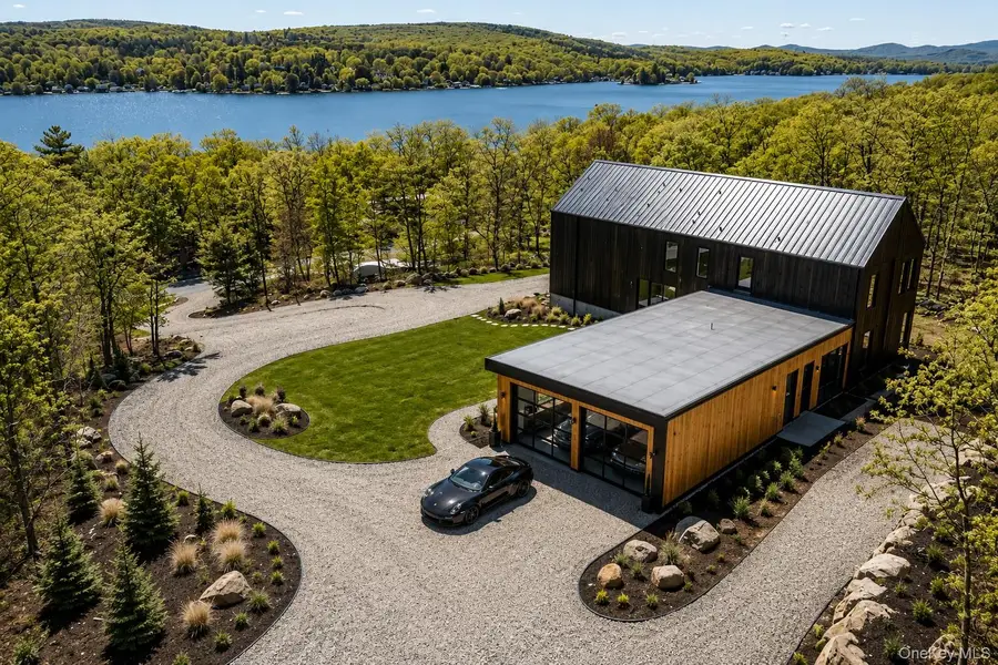 95 Jersey Avenue, Greenwood Lake, NY 10925 - #3