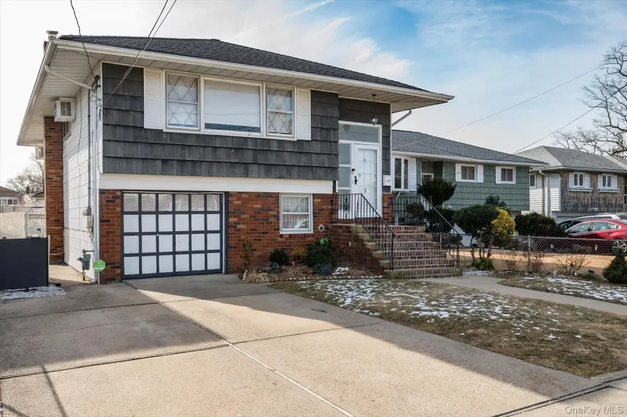 7 Stein Street, Valley Stream, NY 11580 - #2