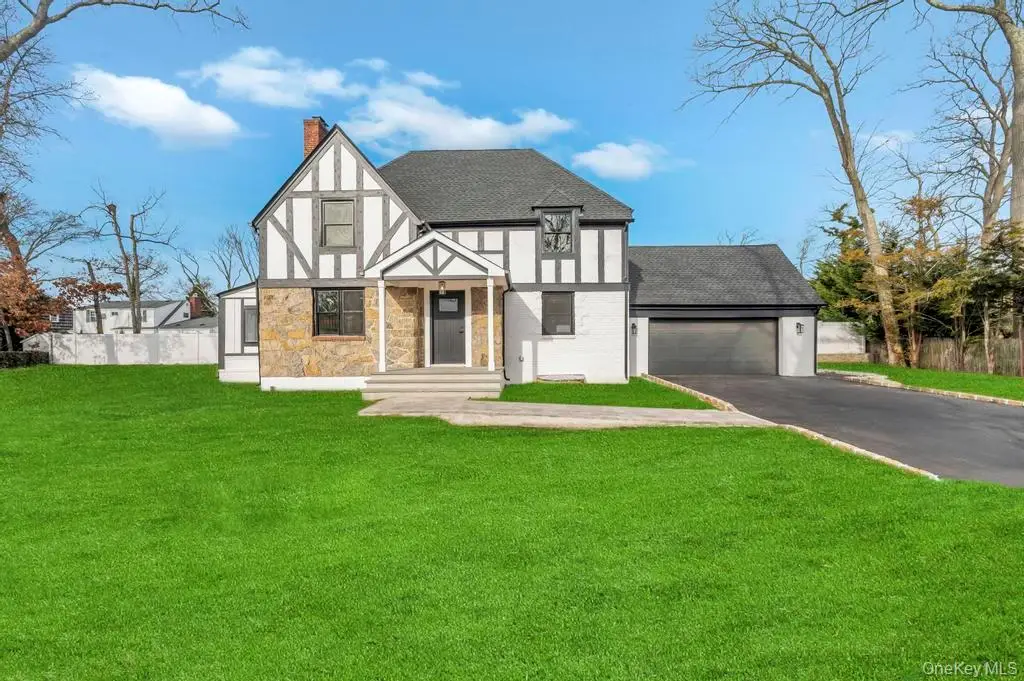 15 Bayview Avenue, Massapequa, NY 11758 - Image #1