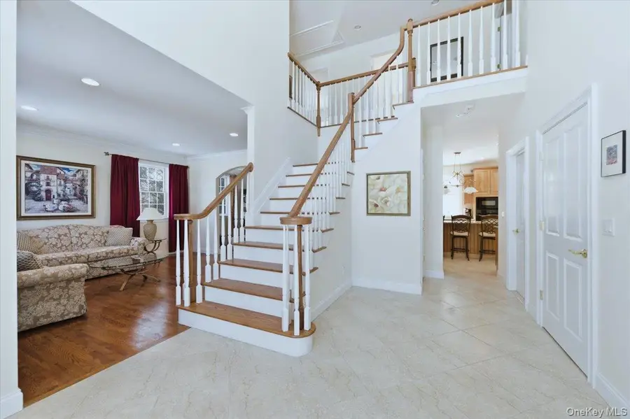 8 Hilltop Drive, Yorktown Heights, NY 10598 - #2