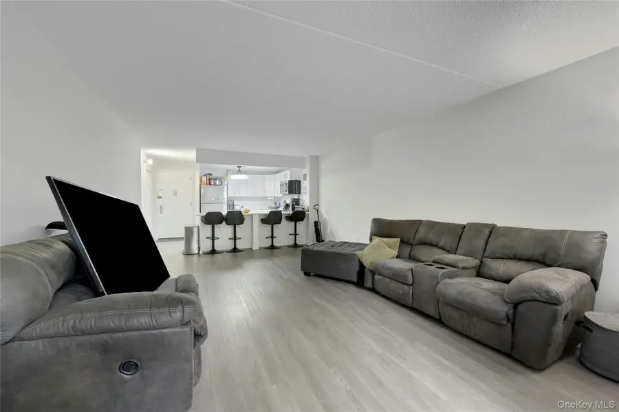 777 N Macquesten #305, Mount Vernon, NY 10522 - #2