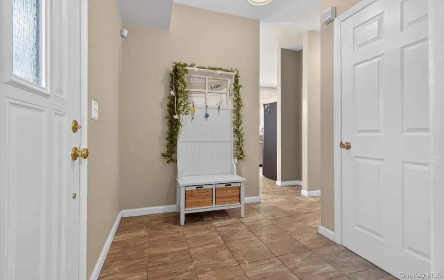 31 Daremy Circle, Medford, NY 11763 - Image #3