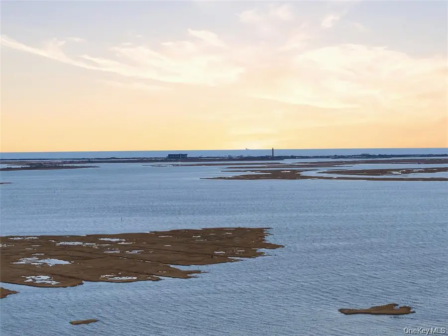 3094 Riverside Drive, Wantagh, NY 11793 - Image #2