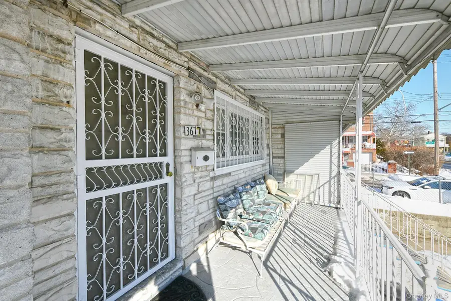 3617 Laconia Avenue, Bronx, NY 10469 - Image #3