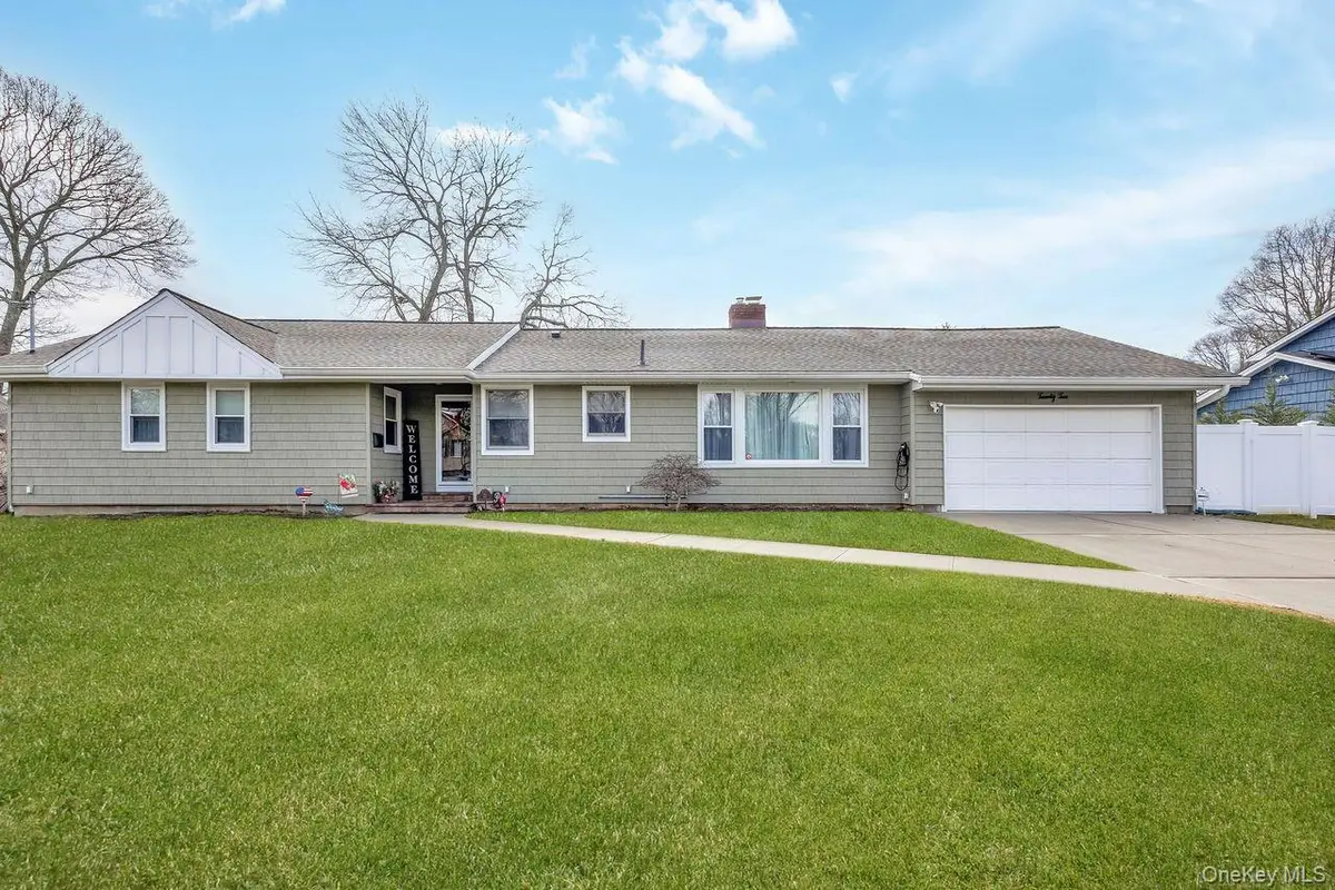 22 Wiggins Street, Ronkonkoma, NY 11779 - Image #1