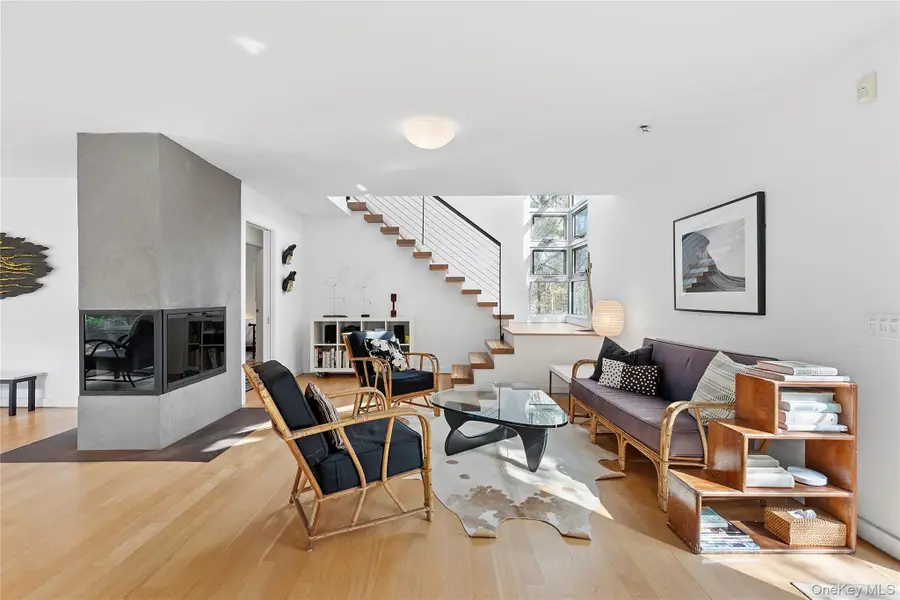 54 Gardiner Drive, Amagansett, NY 11930 - #3