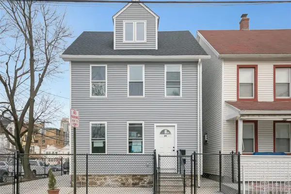 25 Walnut Street, New Rochelle, NY 10801