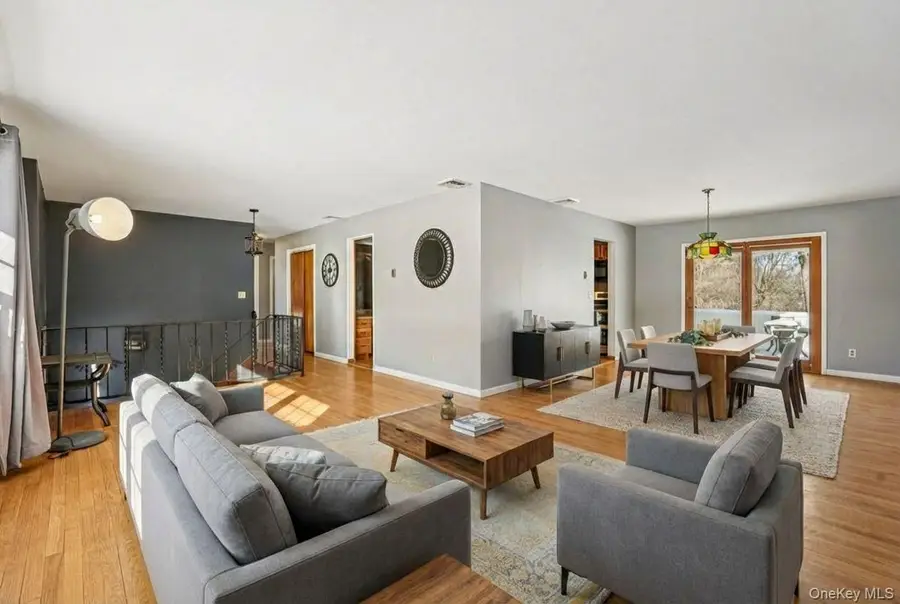 54 Blossom Lane, Wallkill, NY 12589 - Image #3