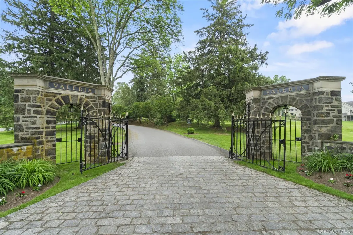 341 Furnace Dock Road #11, Cortlandt Manor, NY 10567 - #1