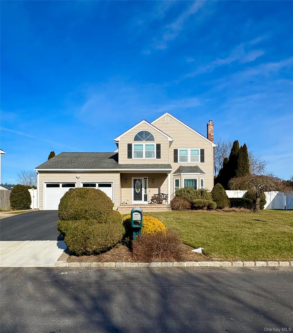 5 Lea Avenue, Manorville, NY 11949 - Image #1
