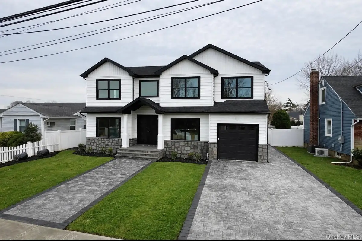 3860 Hudson Avenue, Seaford, NY 11783 - Image #1