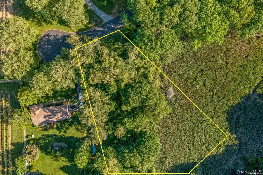 955 Blossom Bend, Mattituck, NY 11952 - Image #2