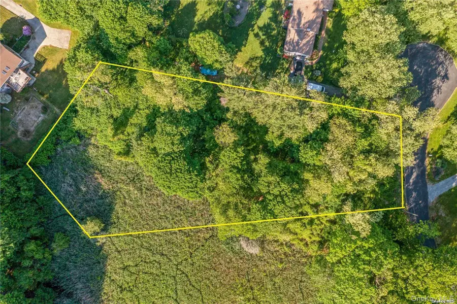 955 Blossom Bend, Mattituck, NY 11952 - Image #3