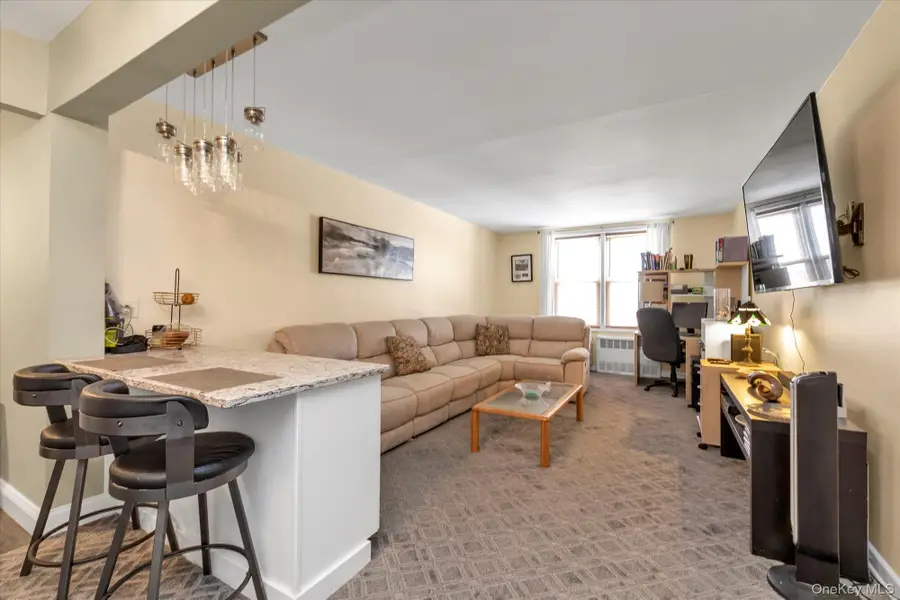 504 Merrick Road #3G, Lynbrook, NY 11563 - #3