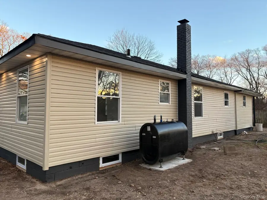 10 Dourland Road, Medford, NY 11763 - Image #2