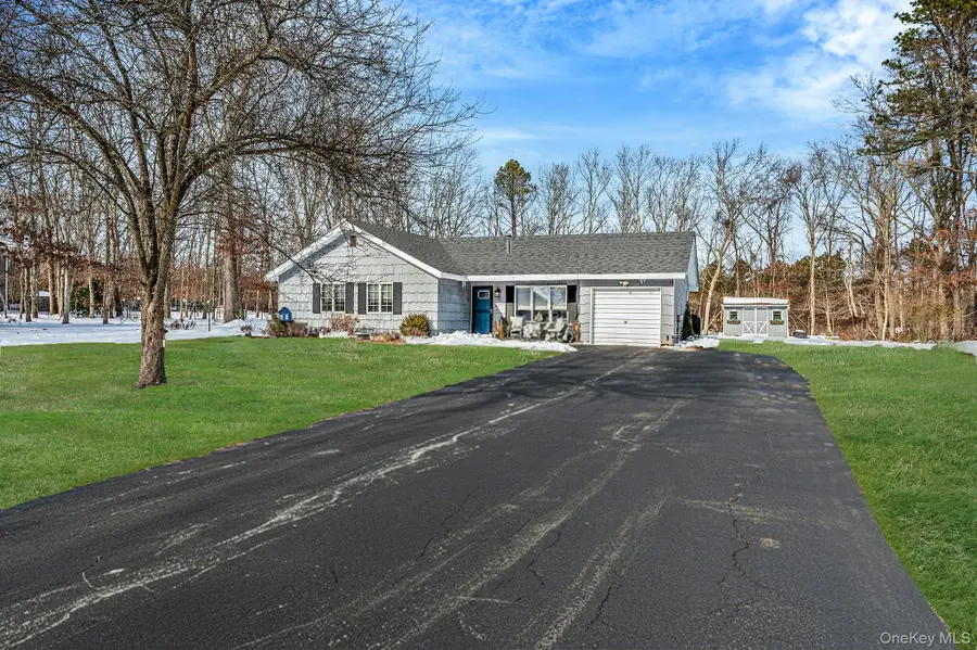 21 Jodi Drive, Manorville, NY 11949 - Image #2