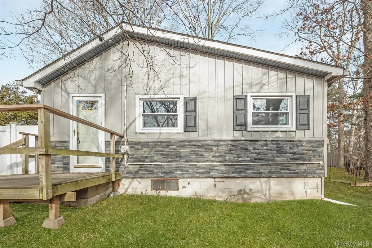 7 1st Street, Nesconset, NY 11767 - #1