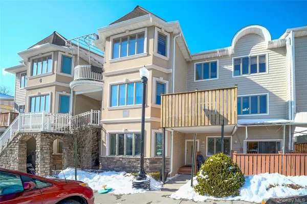 4 Rose Garden Way #102, Monsey, NY 10952