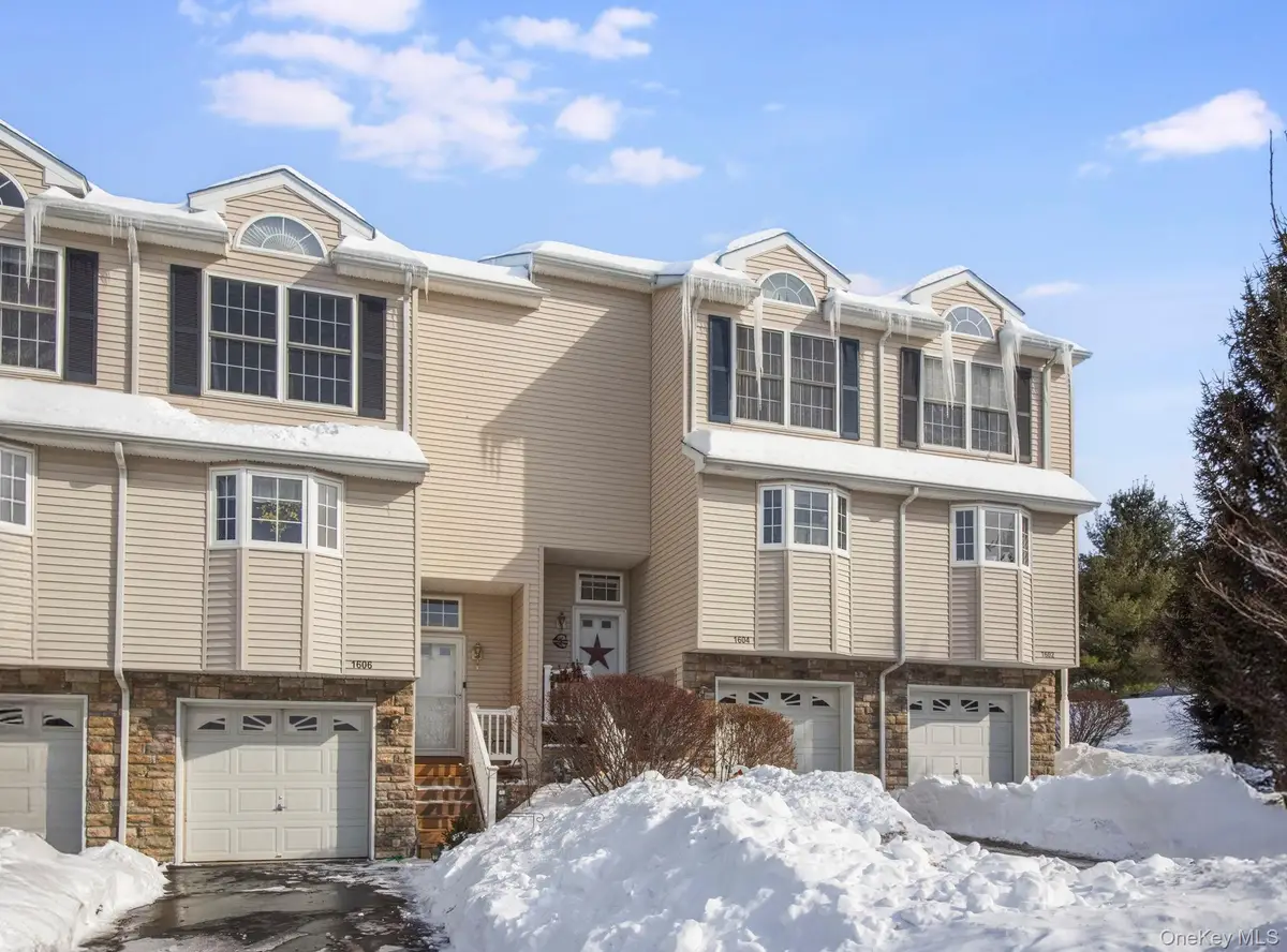1604 Pondview Loop, Wappingers Falls, NY 12590 - #1