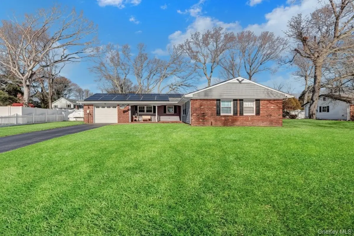 15 Whitmore Lane, Coram, NY 11727 - Image #1