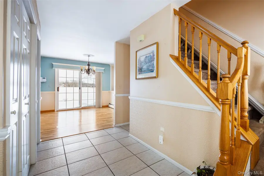 125 Northgate Circle, Baiting Hollow, NY 11933 - Image #2