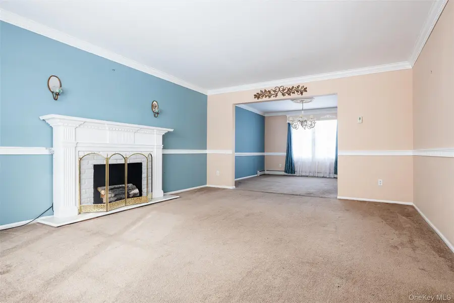 125 Northgate Circle, Baiting Hollow, NY 11933 - Image #3