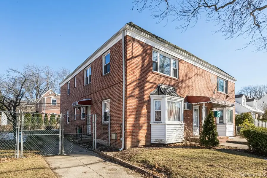 7555 198th Street, Fresh Meadows, NY 11366 - #2