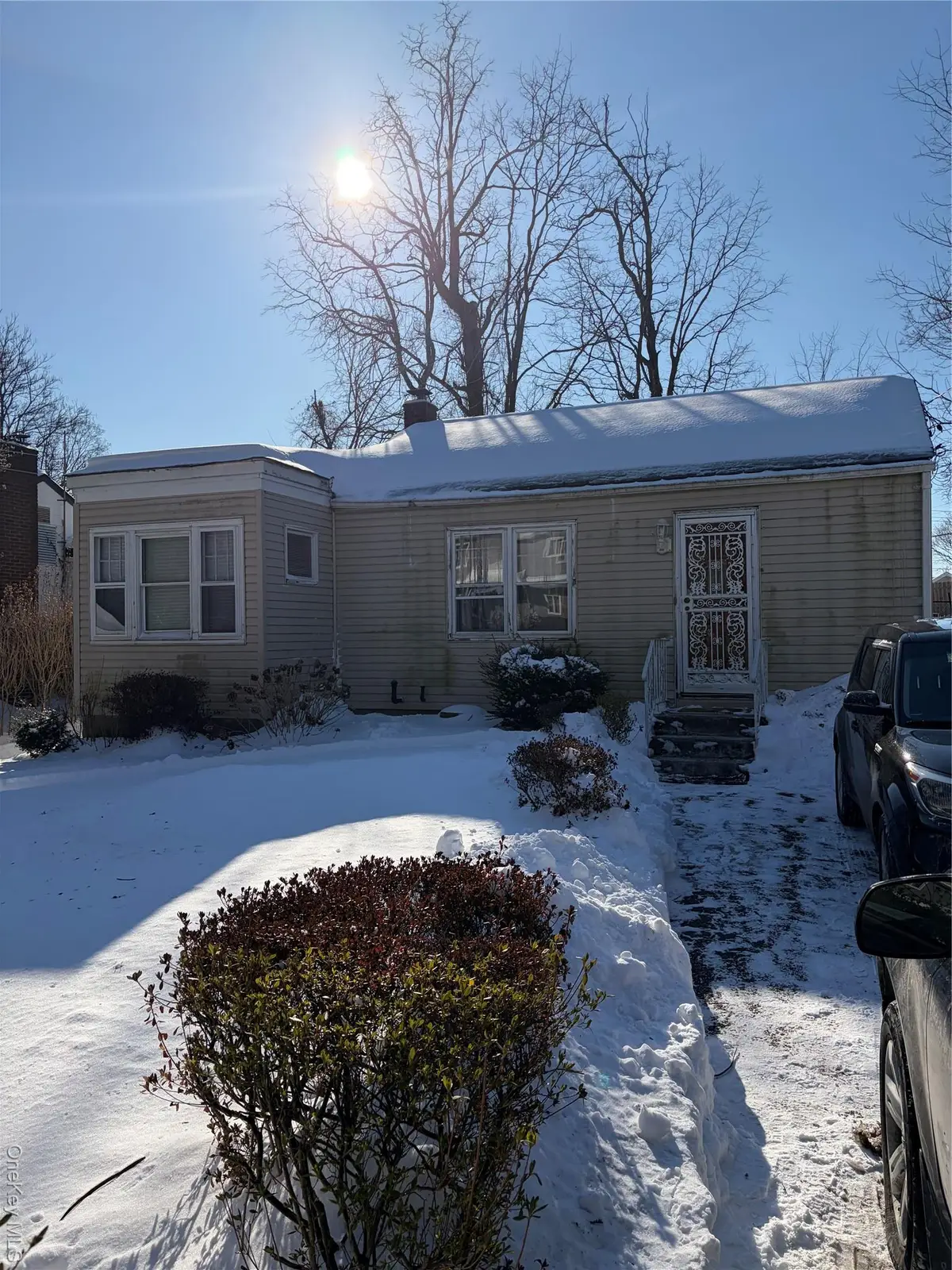 18 Melrose Avenue, East Northport, NY 11731 - Image #1