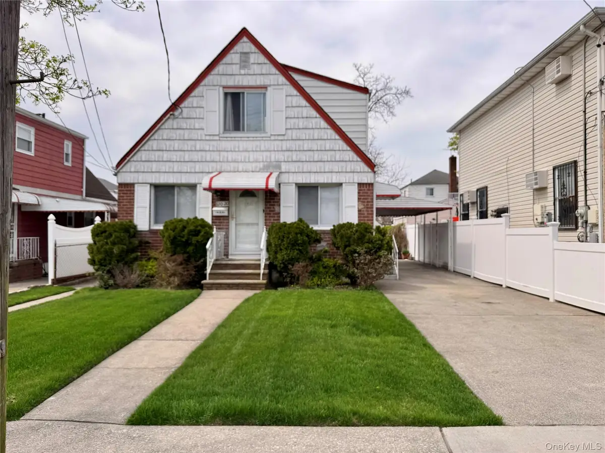 12020 201 Place, Saint Albans, NY 11412 - #1