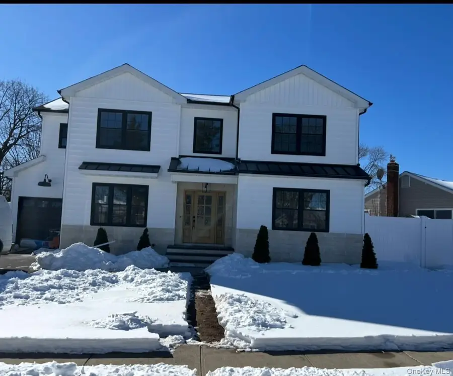 26 Essex Road, Bethpage, NY 11714 - Image #2