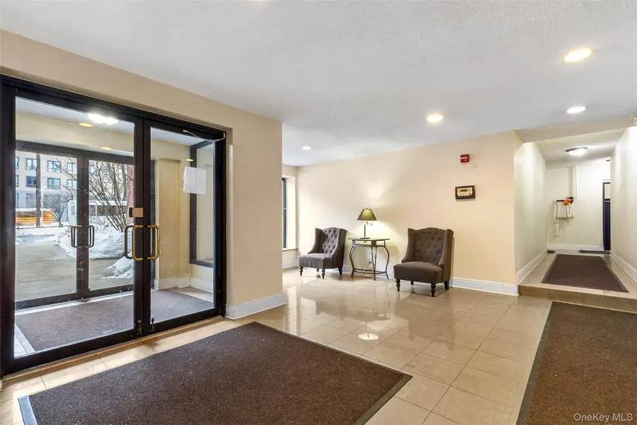 30 N Broadway #6B, White Plains, NY 10601 - Image #2