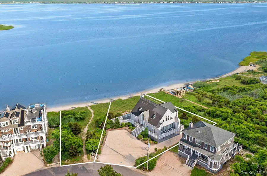8 Dune Lane, West Hampton Dunes, NY 11978 - Image #2