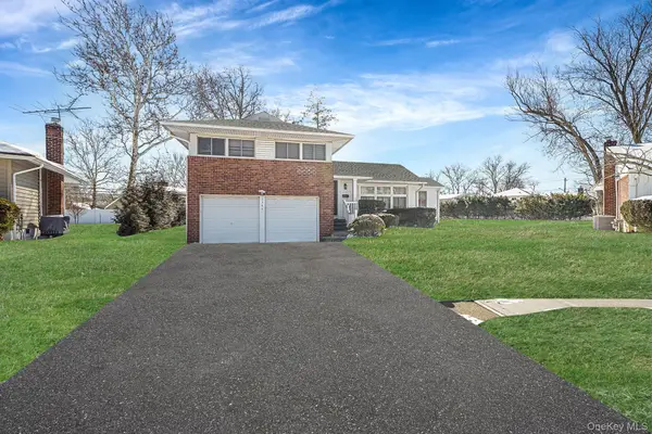 1384 Dieman Lane, East Meadow, NY 11554