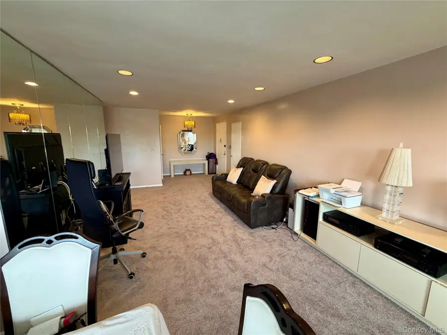 89-35 155 Avenue #4C, Howard Beach, NY 11414 - #3